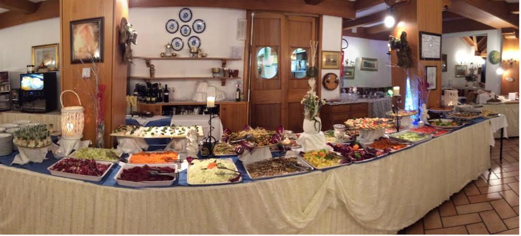 Park Hotel Mater Dei Pozza di Fassa Extérieur photo