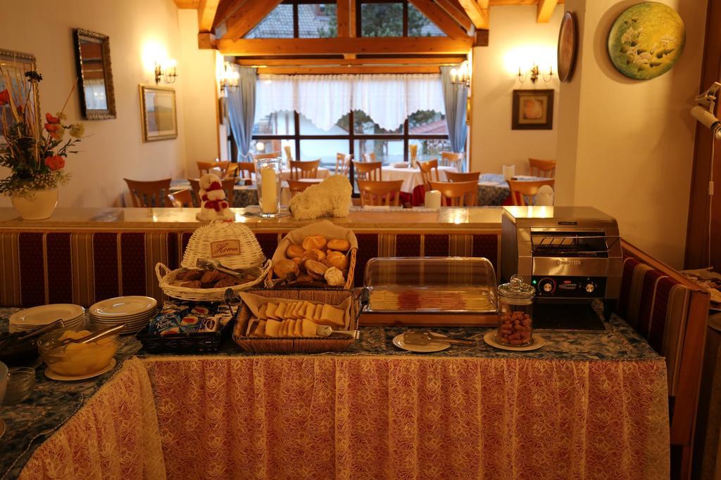 Park Hotel Mater Dei Pozza di Fassa Extérieur photo