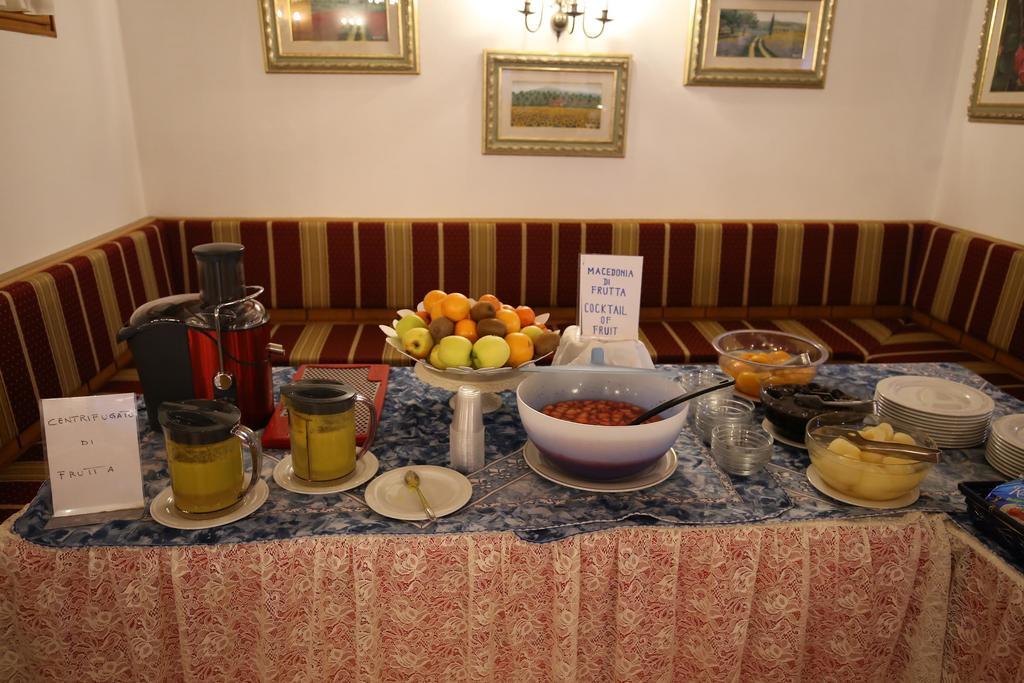 Park Hotel Mater Dei Pozza di Fassa Extérieur photo