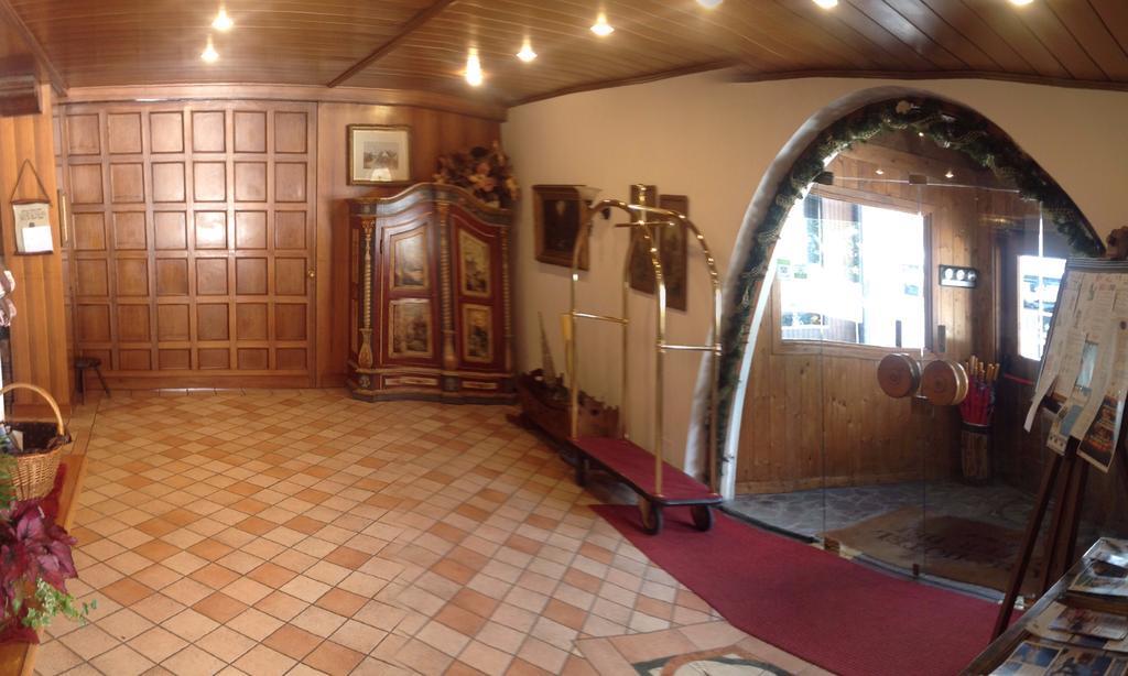 Park Hotel Mater Dei Pozza di Fassa Extérieur photo