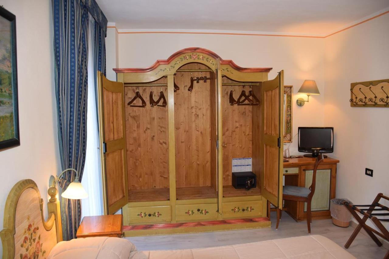 Park Hotel Mater Dei Pozza di Fassa Extérieur photo