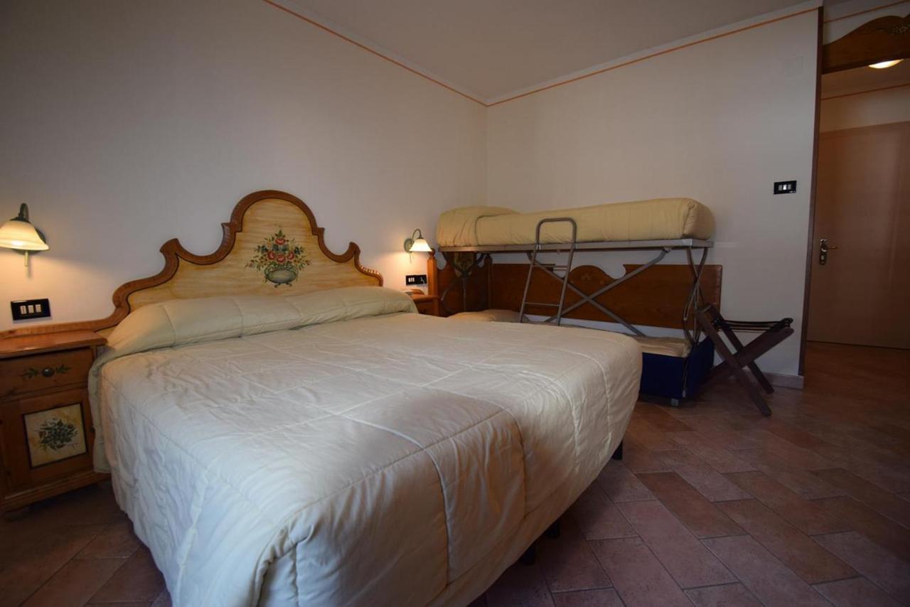 Park Hotel Mater Dei Pozza di Fassa Extérieur photo