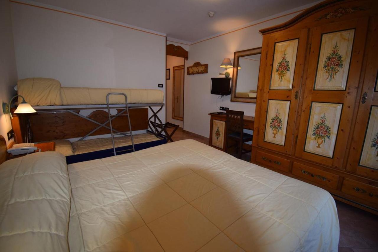 Park Hotel Mater Dei Pozza di Fassa Extérieur photo